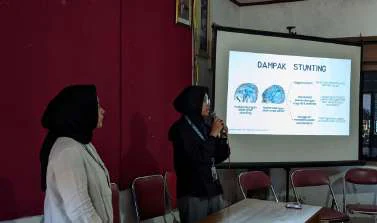 Pelaksanaan sosialisasi stunting di Posyandu Balita Dusun Belang — foto 2